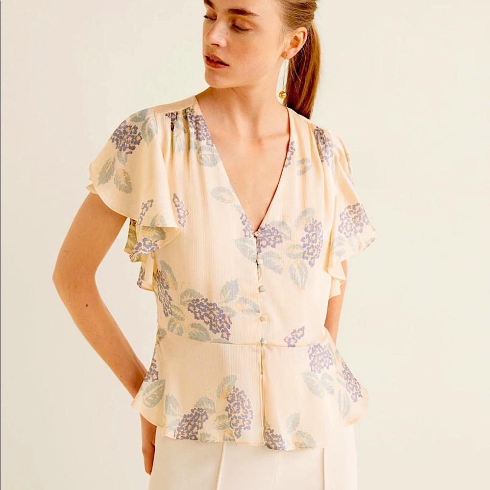 New with tag mango blouse